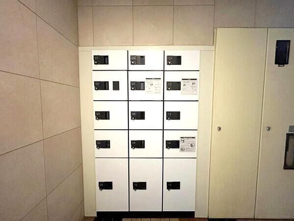 （宅配ボックス）