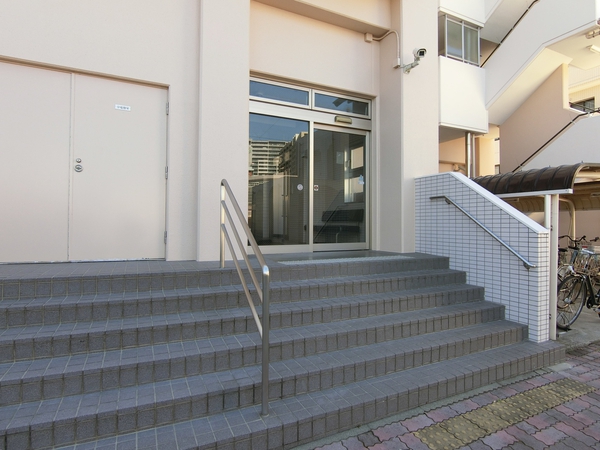 【けやき通り北十壱番館】エントランス