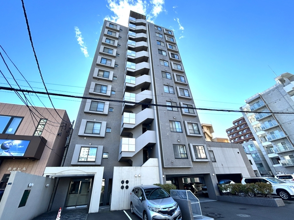 【ロジェ琴似ターミナルステーション】外観