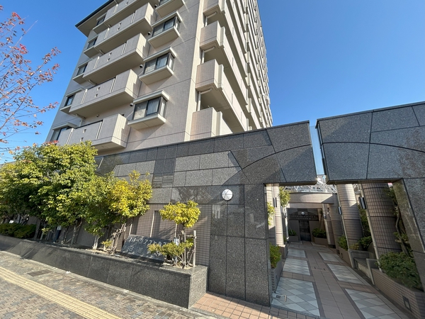 【グローリアスヒルズ日進第3】外観 【グローリアスヒルズ日進第3】外観