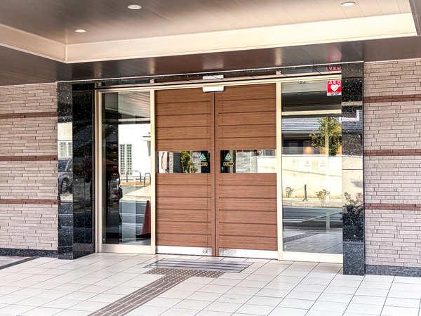 【パデシオン京都小倉グランドヒルズ】エントランス