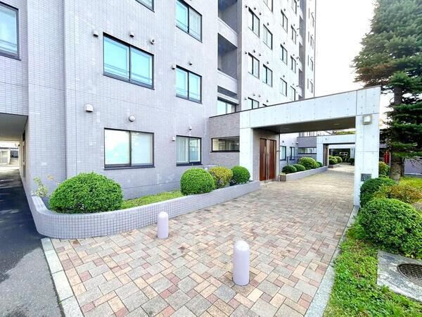 【サウスガーデン山鼻】外観2