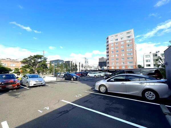 【サウスガーデン山鼻】共用部分（駐車場）