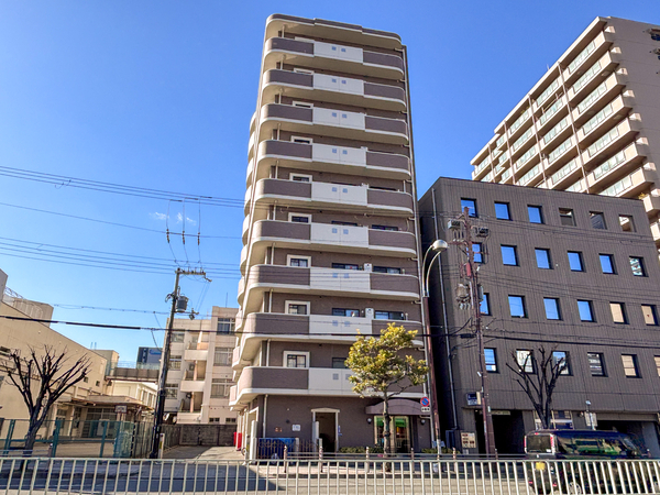 【ユニライフ大阪ドーム前】外観 【ユニライフ大阪ドーム前】外観