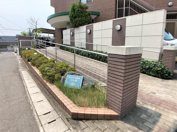 【野村ステイツ台原】エントランスアプローチ 【野村ステイツ台原】エントランスアプローチ