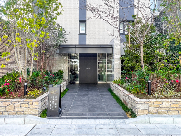 【ジオ西宮北口ブライトサイト】エントランス