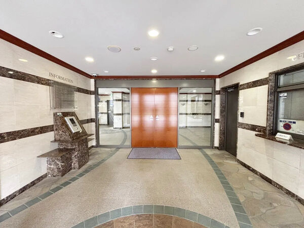 【フローレンス楠木グランドアーク】エントランス 【フローレンス楠木グランドアーク】エントランス