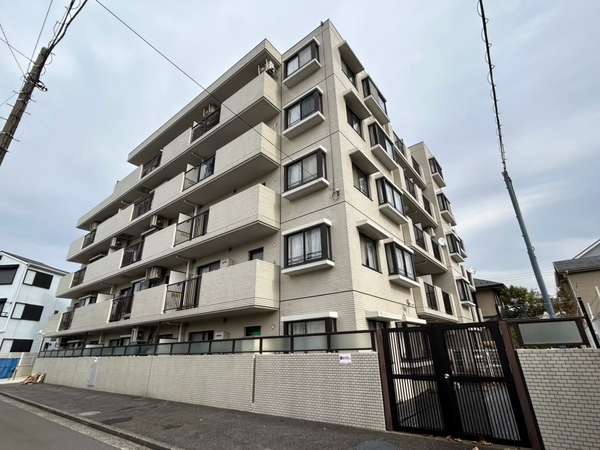 【横浜井土ケ谷パークホームズ】外観