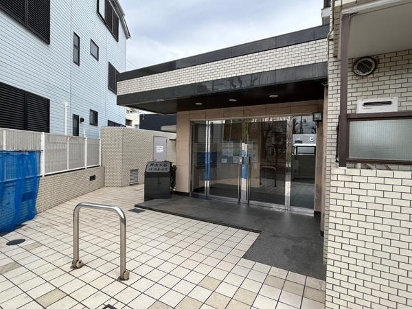 【横浜井土ケ谷パークホームズ】エントランス