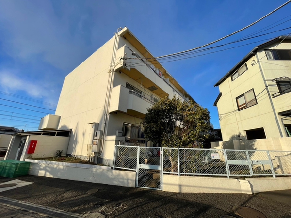 【ダイアパレス鶴ヶ峰】外観