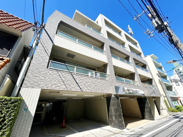 【ワールドパレス椎名町ビシーム】外観