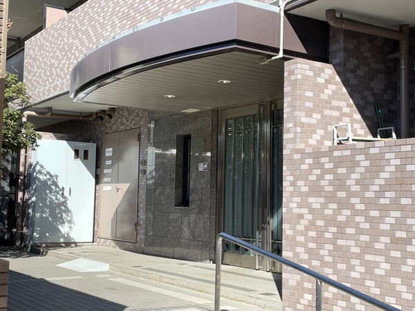 【戸塚西パークホームズ四番館】エントランス