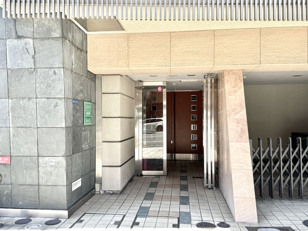 【エイペックス松屋町ヴァンデュール】エントランス