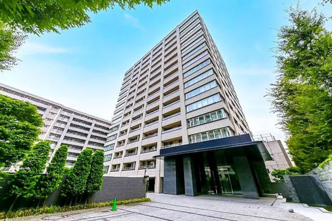 【ブランズ四番町】外観