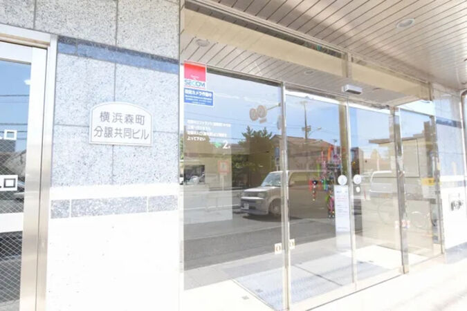 【横浜森町分譲共同ビル】エントランス