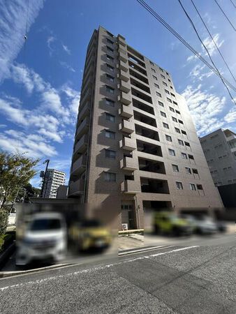 ファミールフェアコート光町