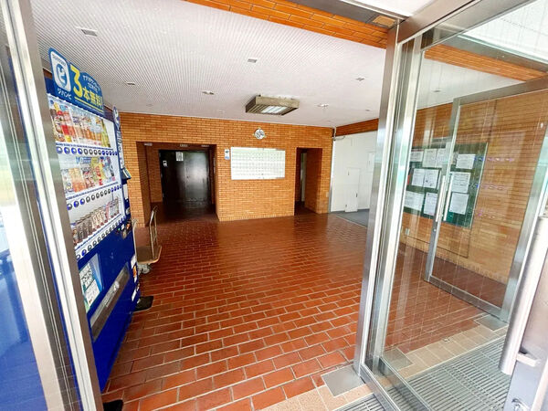 【シャルマンコーポ北頭】エントランス