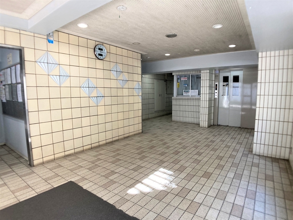 【二日町パークマンション】エントランス