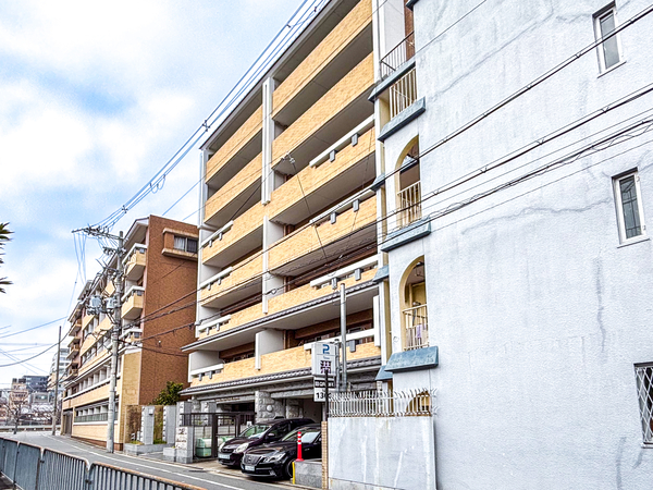 【プレサンス京都三条大橋東山苑】外観