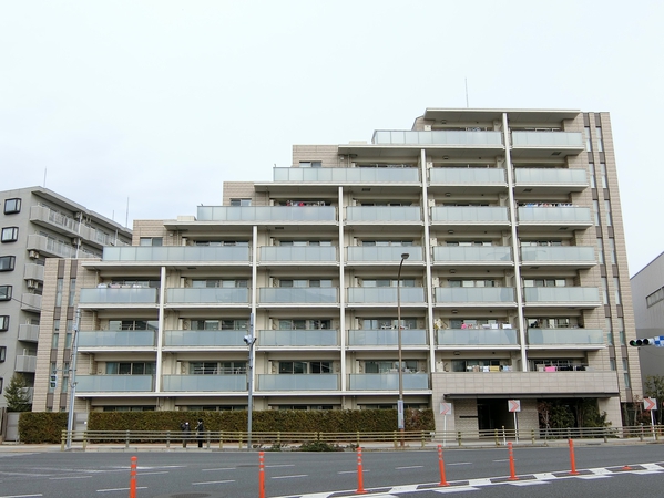 【サンリヤン成増アーバンステージ】外観