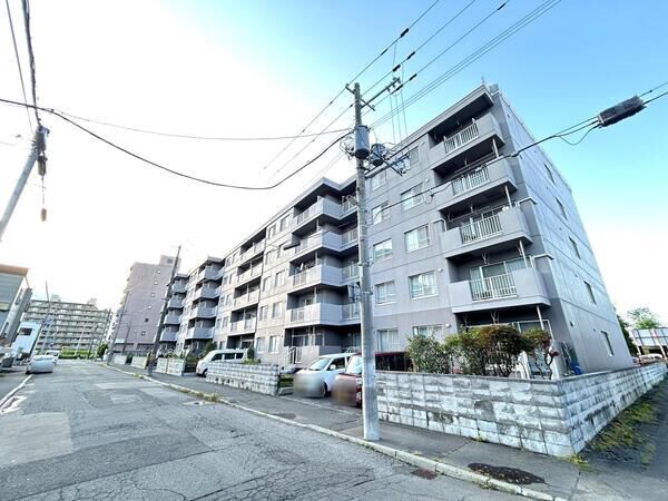 サーム大谷地