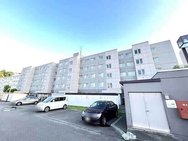 サーム大谷地