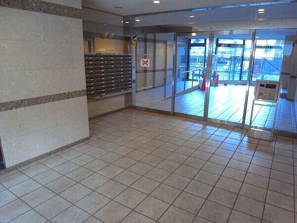 【グラン・コート小橋】エントランス 【グラン・コート小橋】エントランス