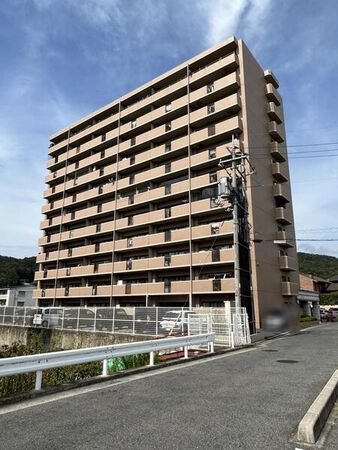 【ガーデンビュー中山東】外観
