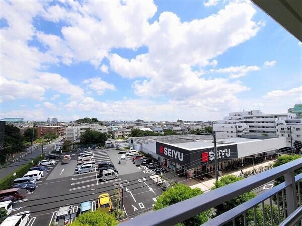 ハイツ高野台 南東側バルコニーからの眺望 ハイツ高野台 南東側バルコニーからの眺望