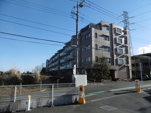ルミナス武蔵藤沢 建物外観 ルミナス武蔵藤沢 建物外観