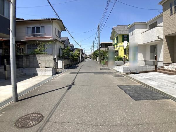 狭山市広瀬東2丁目 新築戸建 前面道路 狭山市広瀬東2丁目 新築戸建 前面道路