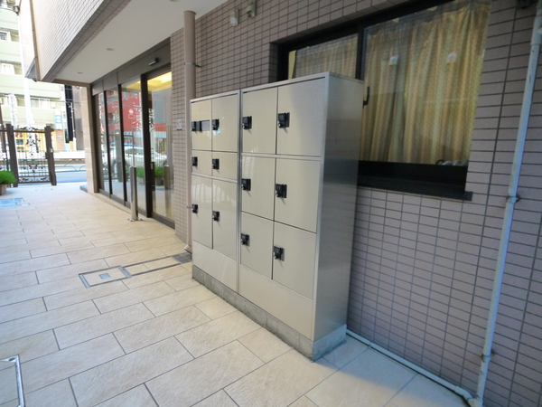 マージュ市谷柳町 宅配ロッカー マージュ市谷柳町 宅配ロッカー