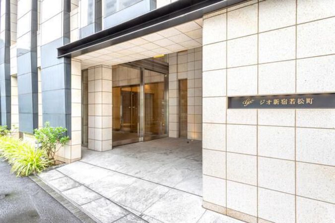 ジオ新宿若松町 エントランス ジオ新宿若松町 エントランス