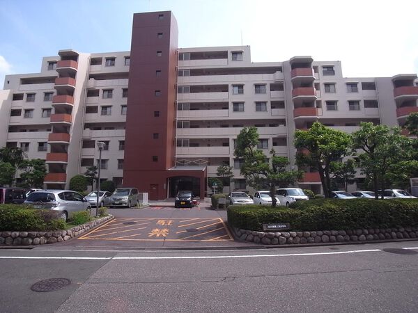 白川高層住宅 8号棟 外観 白川高層住宅 8号棟 外観
