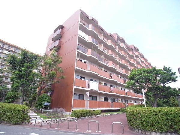 白川高層住宅 8号棟 外観2 白川高層住宅 8号棟 外観2