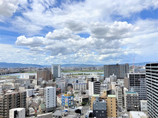 グランドメゾン新梅田タワー THE CLUB RESIDENCE バルコニーからの眺望 グランドメゾン新梅田タワー THE CLUB RESIDENCE バルコニーからの眺望