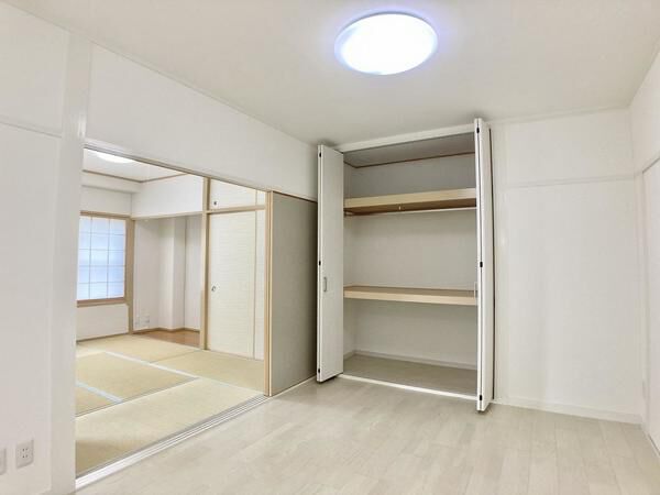 新金岡第八次住宅壱五棟 リビング収納 新金岡第八次住宅壱五棟 リビング収納