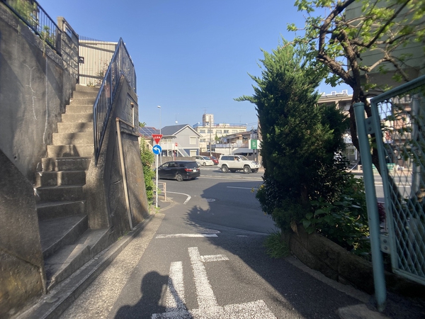 下末吉5丁目 戸建 前面道路 下末吉5丁目 戸建 前面道路