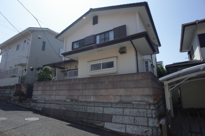 鎌倉市七里ガ浜東4丁目 古家付土地 現地外観 鎌倉市七里ガ浜東4丁目 古家付土地 現地外観