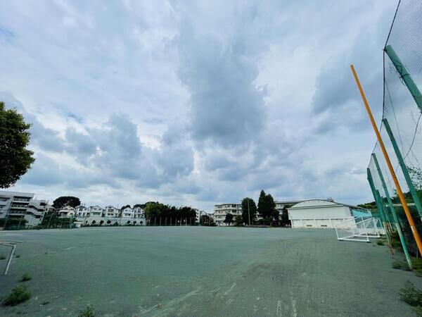 当物件の学区該当の学校となります。