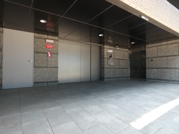 フォレセーヌ池田山公園 敷地内駐車場 フォレセーヌ池田山公園 敷地内駐車場