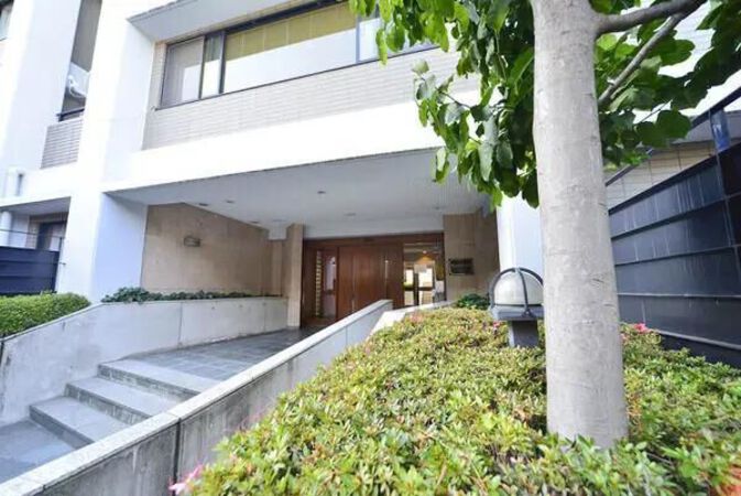 サニークレスト上目黒壱番館 エントランス サニークレスト上目黒壱番館 エントランス