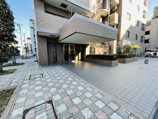 コスモ戸田公園グランシティ エントランス コスモ戸田公園グランシティ エントランス