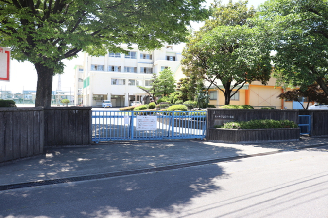 春日井市岩野町1丁目 大手小学校(約510m) 春日井市岩野町1丁目 大手小学校(約510m)