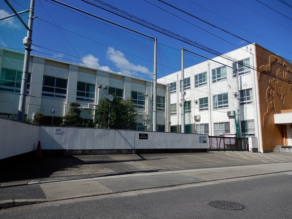 名古屋市西区比良4丁目 戸建 山田東中学校(約2000m) 名古屋市西区比良4丁目 戸建 山田東中学校(約2000m)