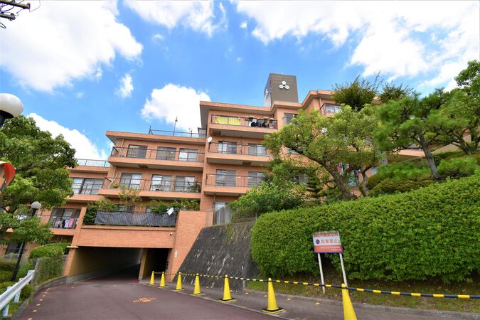 三旺マンション第三東山 外観写真 三旺マンション第三東山 外観写真